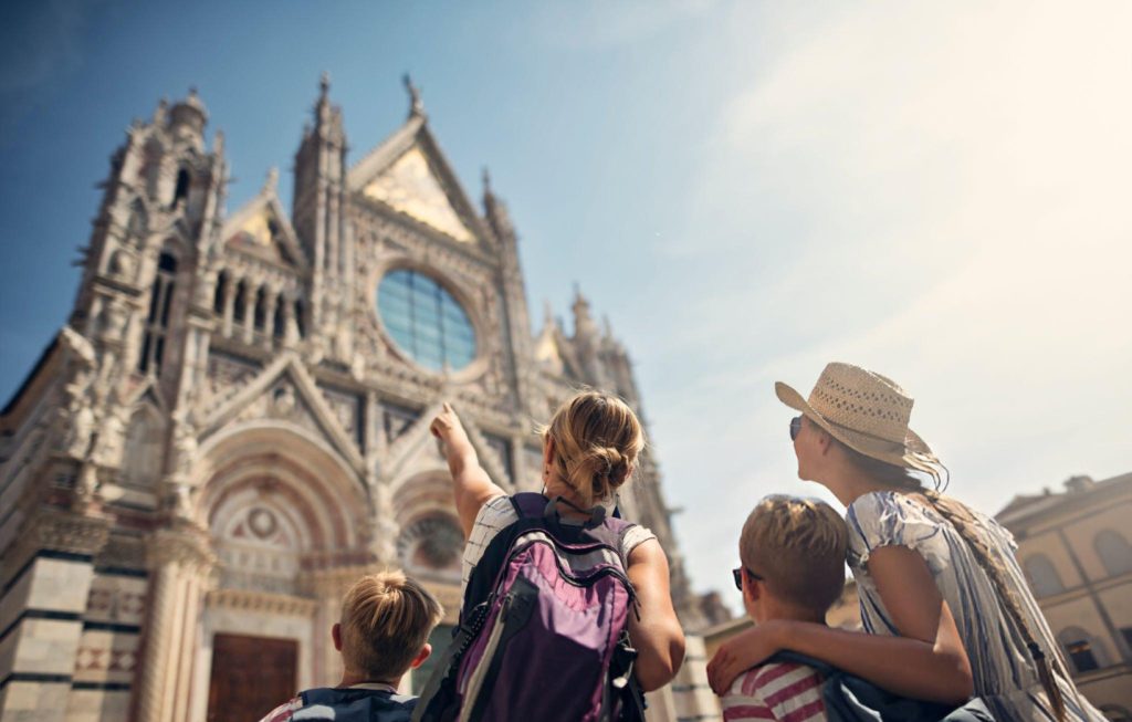 Voyage Virtuous Tourist Visa